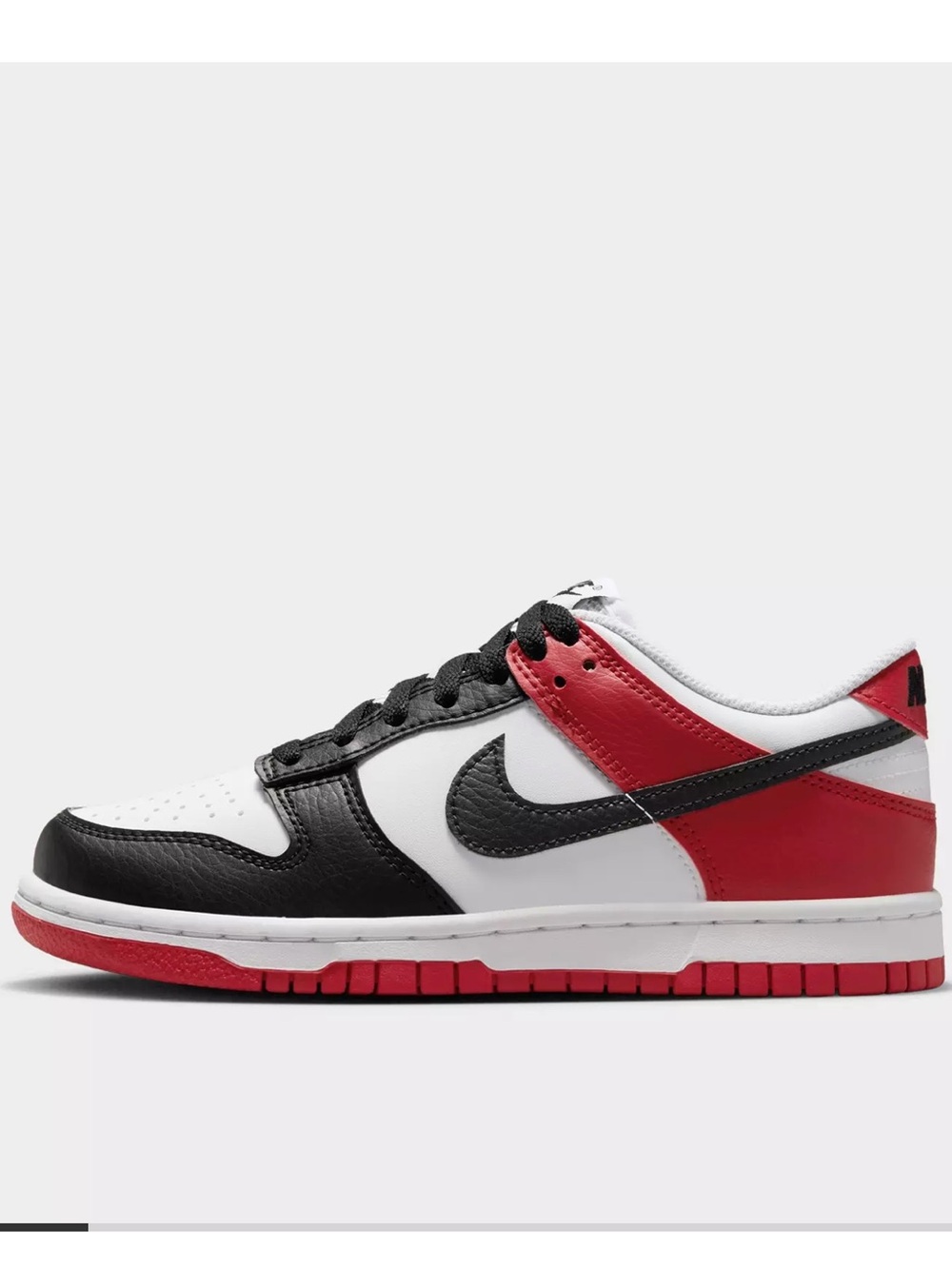 Nike Kids Low-Top Sneakers in White, Black & Red